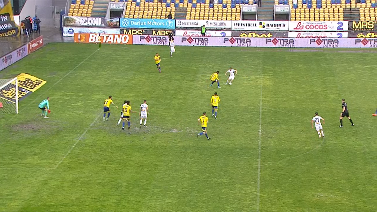 Nistor a primit un cadou de Paște de la Papp » Cum a marcat primul gol pentru U Cluj