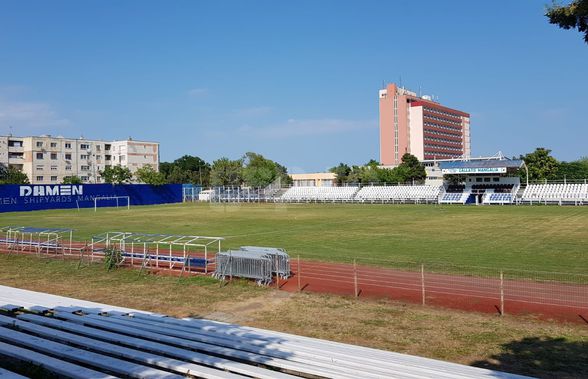 Stadionul de 5.000 de locuri pe care a jucat Denis Alibec a fost pus la pământ. Proiectul modest al autorităților, de 10x mai mic