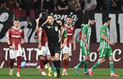 Întrebat direct ce ar face dacă Dan Șucu îl cheamă la Rapid » Răspuns tranșant: „Pentru nimic în lumea asta”