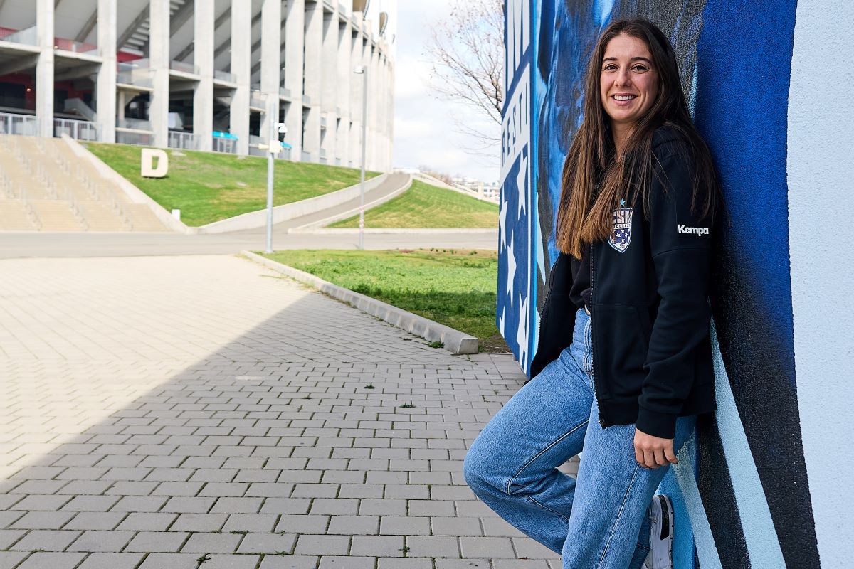 Jennifer Gutierrez, extrema de la CSM București: „Cristina Neagu este lider înnăscut, iar noi știm: Ultima minge, dați-i-o ei!" + Cum s-a adaptat în România și ce pasiune surprinzătoare are în afara handbalului