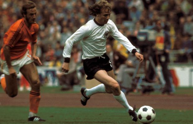 A murit un fost campion mondial care a reușit un gol pe cât de straniu, pe atât de dureros pentru Dinamo!