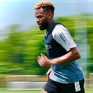 O tragedie cumplită a cuprins astăzi fotbalul românesc și nu numai. Aaron Boupendza, fostul fotbalist al Rapidului în perioada septembrie 2024 - ianuarie 2025, a încetat din viață astăzi, la vârsta de 28 de ani.