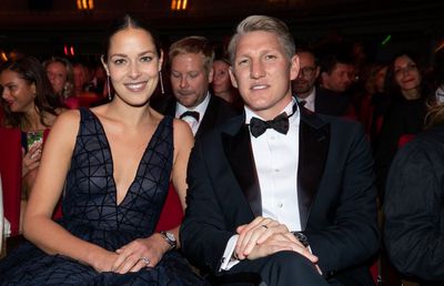 „Basti” și Ana Ivanovic, divorț! Fostul internațional german și-a dus noua iubită în Mallorca