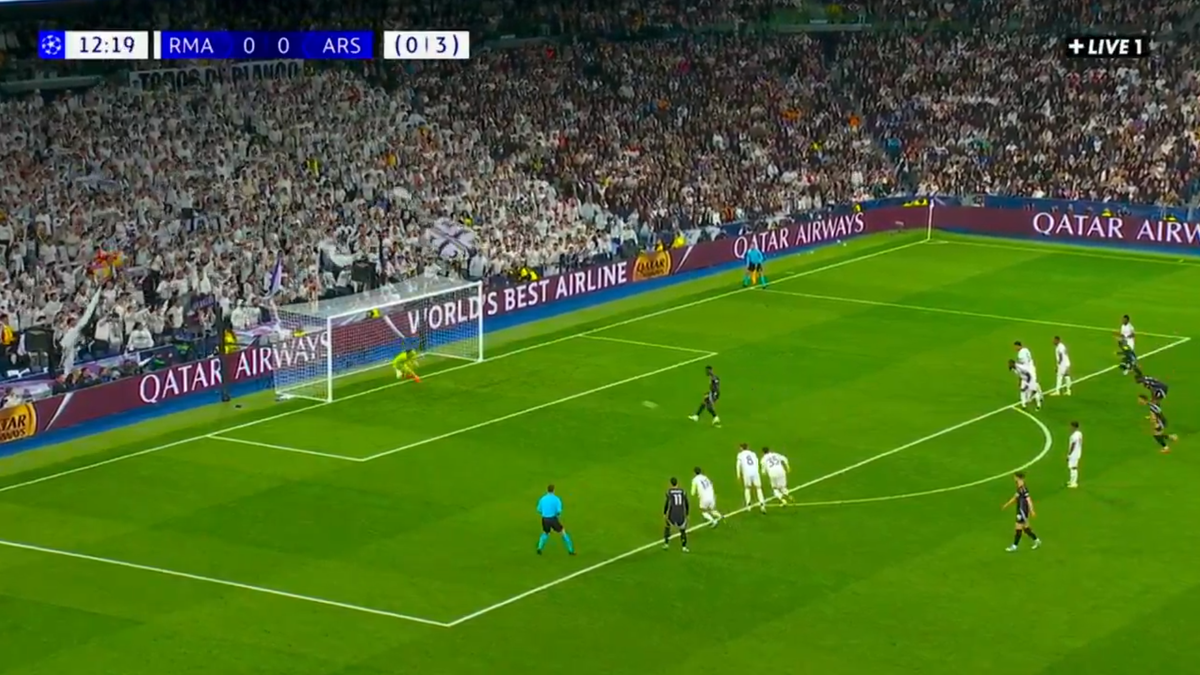 Moment important în Real Madrid - Arsenal » Și-a bătut joc de un penalty cu o „scăriță” stranie