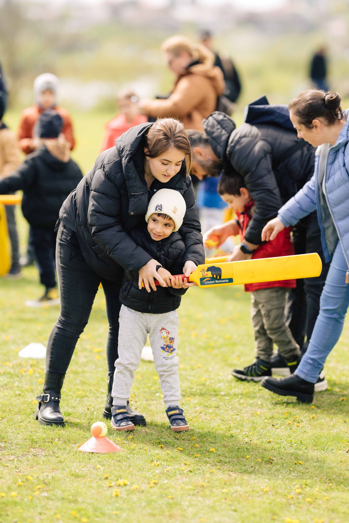 Fundația Neuroatipic și Federația Română de Cricket anunță un nou parteneriat pentru incluziune