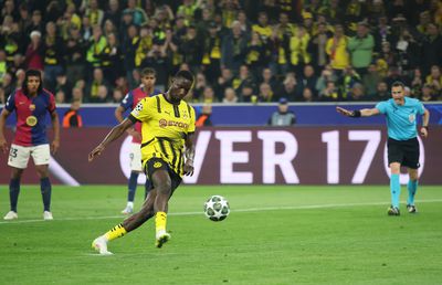 Serhou Guirassy impresionează în primul sezon la Borussia Dortmund » Ce recorduri a stabilit atacantul lui Niko Kovac după „hattrick”-ul cu Barcelona