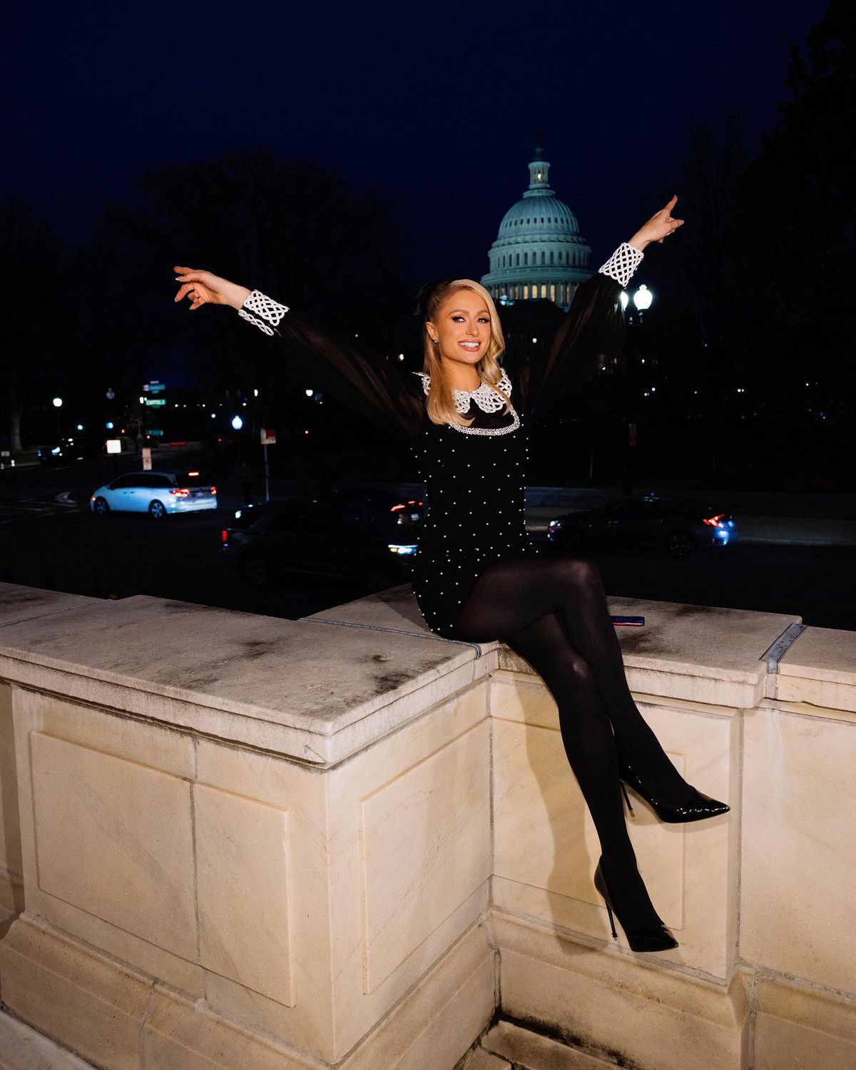 Paris Hilton va concerta în luna iunie pe stadionul „Ion Oblemenco” din Craiova! La ce festival va participa și cât costă biletele