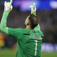 Gianluigi Donnarumma a fost uriaș și la figurat pe Villa Park, salvând-o pe PSG de la o remontada dramatică / Foto: Imago