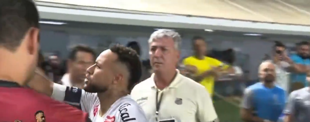 Scandal monstru după meci! Neymar și-a ieșit din minți și a jignit un fan: „Ești un gras nenorocit!”
