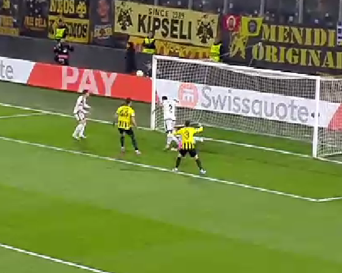 Andrei Rațiu, ocazie monumentală în AEK Atena - Rayo Vallecano