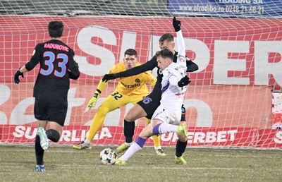 Lovitură pentru echipa din play-off! S-a accidentat și nu va mai juca în acest sezon