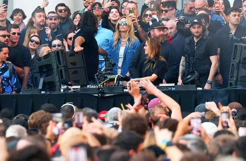 Silvia Salis, în centru, foto: Guliver/gettyimages