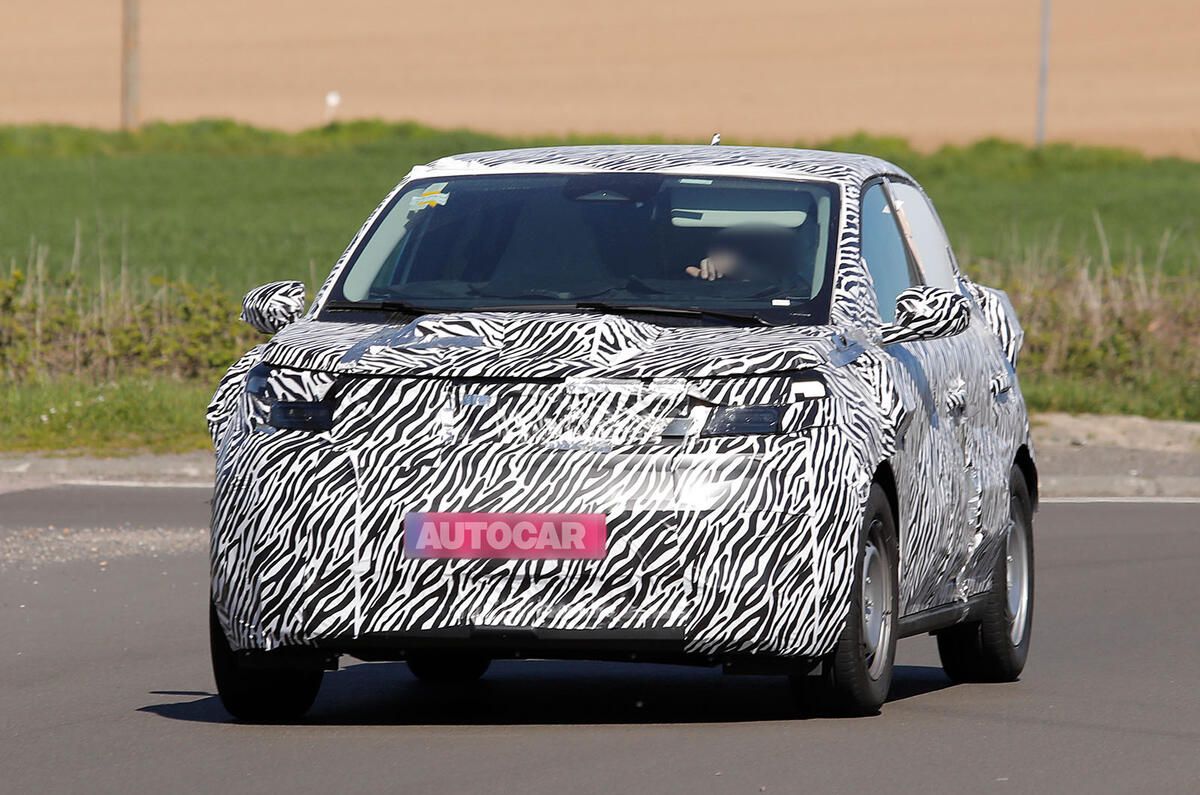 Dacia Evader, prima oară pe străzi