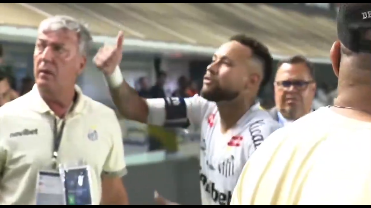 Scandal monstru după meci! Neymar și-a ieșit din minți și a jignit un fan: „Ești un gras nenorocit!”