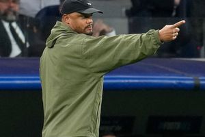 Bayern a răpus „La Bestia Negra”. Vincent Kompany îl poate depăși pe Hansi Flick + Recordul lui „Bambi” Musiala