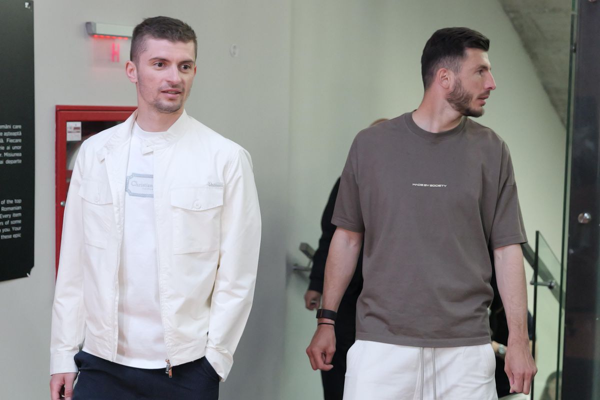 Personalitățile prezente la Muzeul Fotbalului, colecția lui Mircea Lucescu