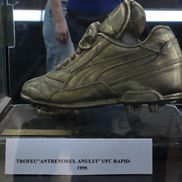 Zi specială la Muzeul Fotbalului: acces gratuit la colecția lui Mircea Lucescu // FOTO Andrei Furnigă