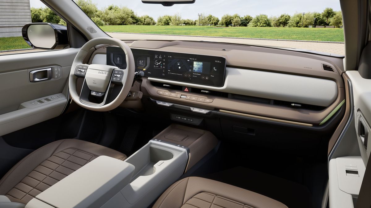 Lovitură pe piața auto » Rivalul Dacia ajunge în premieră în Europa! E al doilea cel mai vândut model la nivel global