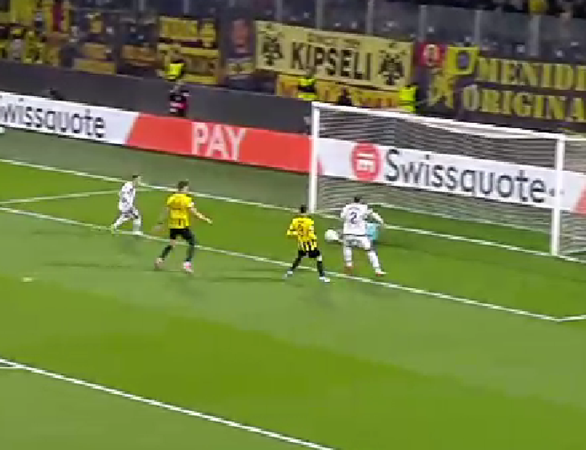 Andrei Rațiu, ocazie monumentală în AEK Atena - Rayo Vallecano