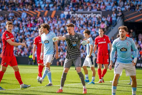 Ionuț Radu, în Celta Vigo - Freiburg // foto: Imago Images