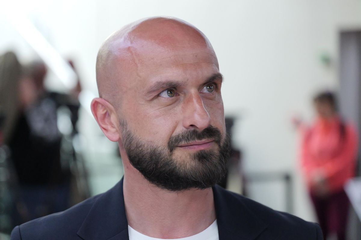 Personalitățile prezente la Muzeul Fotbalului, colecția lui Mircea Lucescu