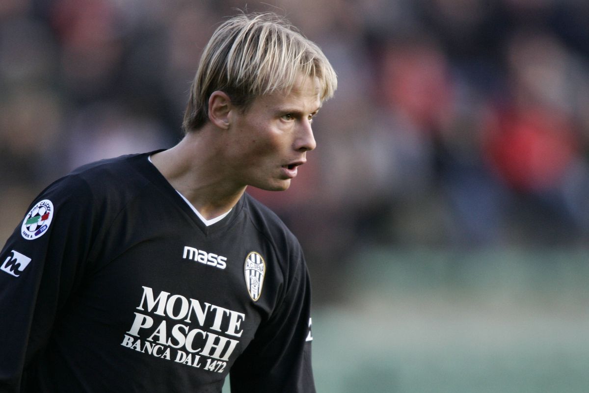 ȘOC: fostul campion din Serie A și Premier League a murit la 48 de ani, după ce a fost lovit de tren