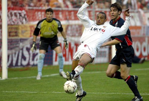 Dario Silva (echipament alb), în tricoul lui FC Sevilla / Foto: GettyImages