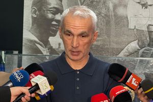 Adrian Iencsi, impresionat când a văzut colecția lui Mircea Lucescu: „A lăsat o valoare inestimabilă”