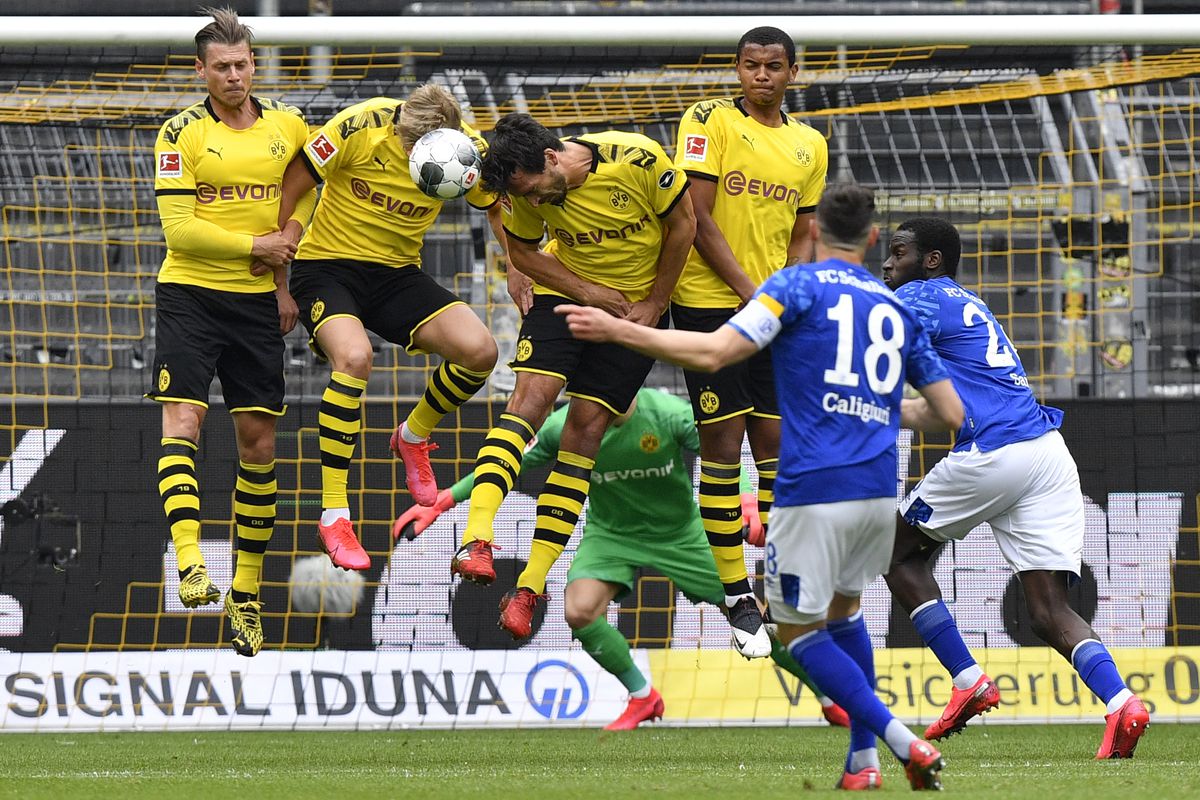 BORUSSIA DORTMUND - SCHALKE 04