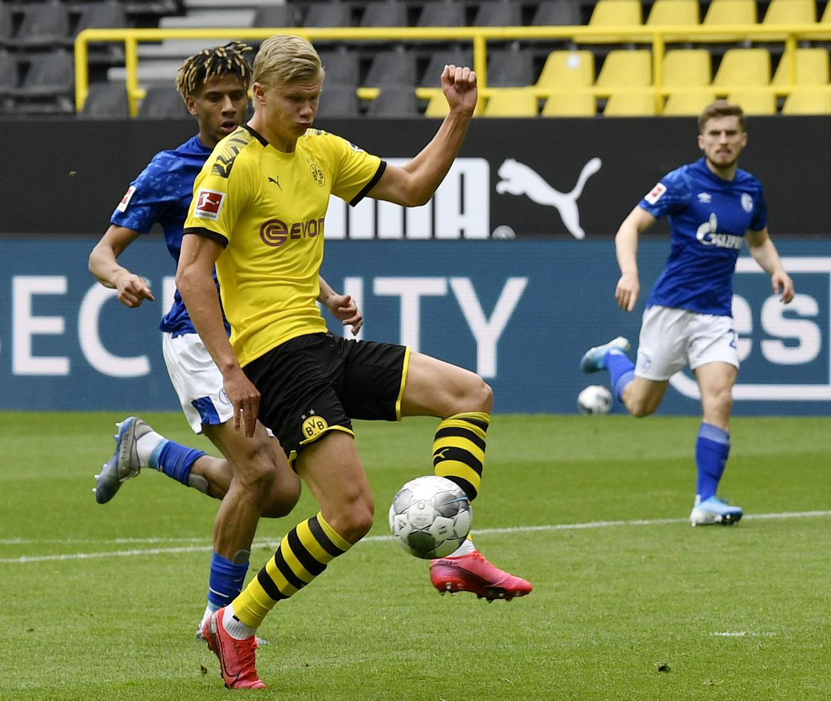 BORUSSIA DORTMUND - SCHALKE 04