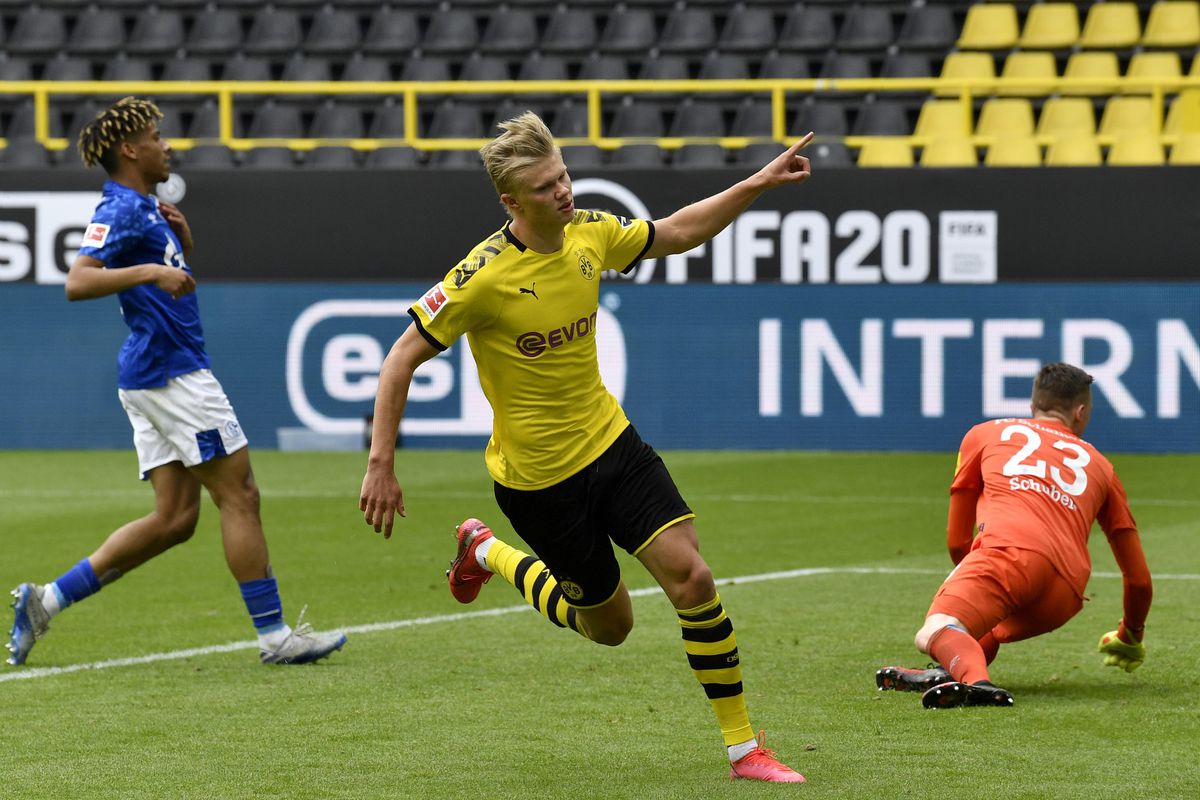 BORUSSIA DORTMUND - SCHALKE 04