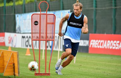 Italienii pot relua antrenamentele de luni » Ce dată înaintează premierul Conte pentru reluarea Serie A