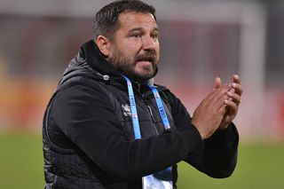 Ziua Z la Botoșani: „Alegem antrenorul între Croitoru și el” + Buget de criză: „Astea vor fi salariile în lot. Nu mai trecem linia roșie!”