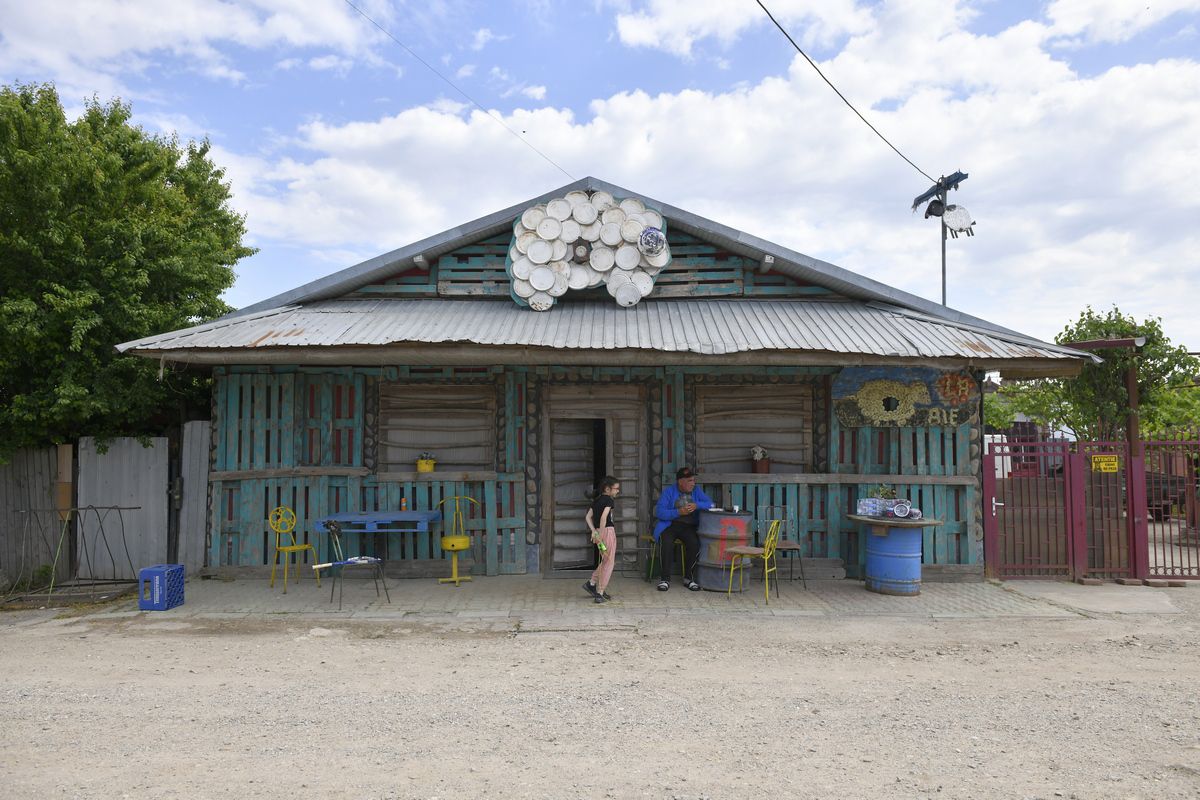 „Bă, ești nebun?!” » Las Fierbinți, fotbal între mici și „Barul lui Bobiță”! GSP a asistat la marele derby dintre Fulgerul Fierbinți și Dridu: „Suntem ca Bilbao, numai fierbințeni”