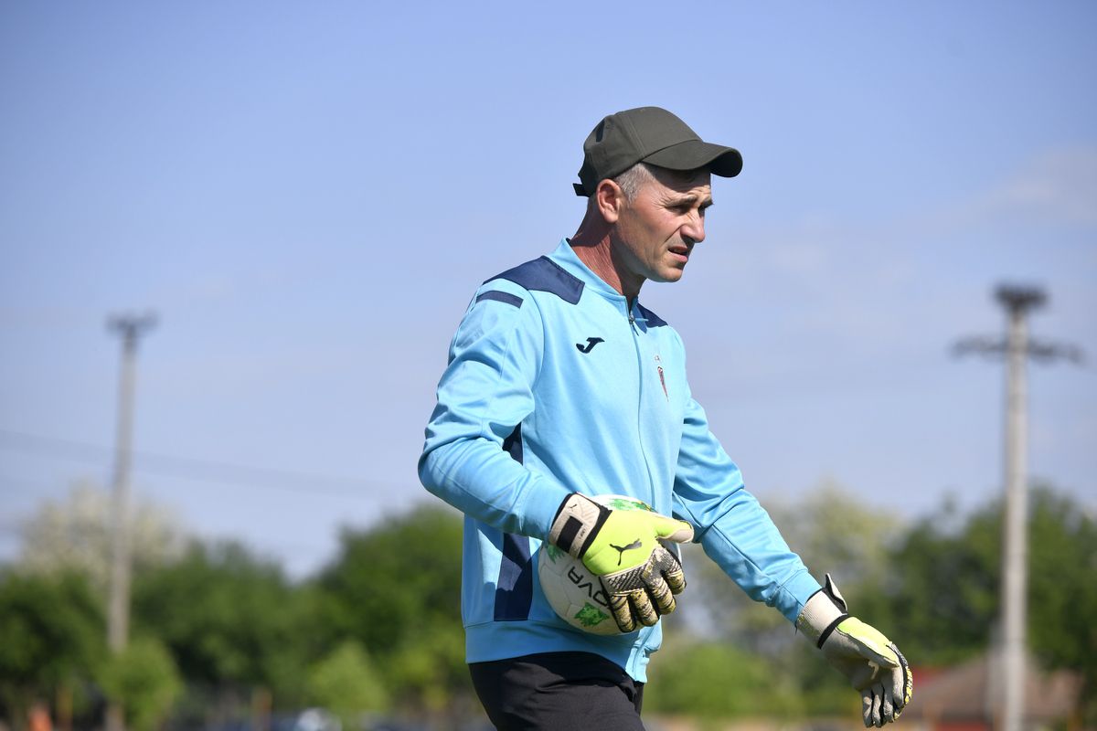 „Bă, ești nebun?!” » Las Fierbinți, fotbal între mici și „Barul lui Bobiță”! GSP a asistat la marele derby dintre Fulgerul Fierbinți și Dridu: „Suntem ca Bilbao, numai fierbințeni”