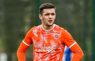 Jake Daniels, primul fotbalist englez în activitate care declară că este gay: „Am știut tot timpul, nu mai vreau să mă ascund”