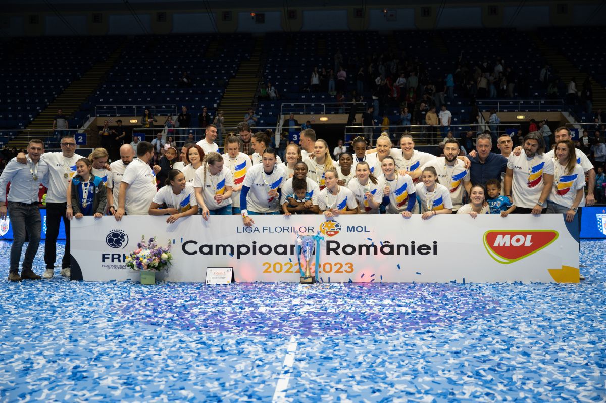 Unde au fost surprinși astăzi Andrei Vlad și iubita lui, Nicole