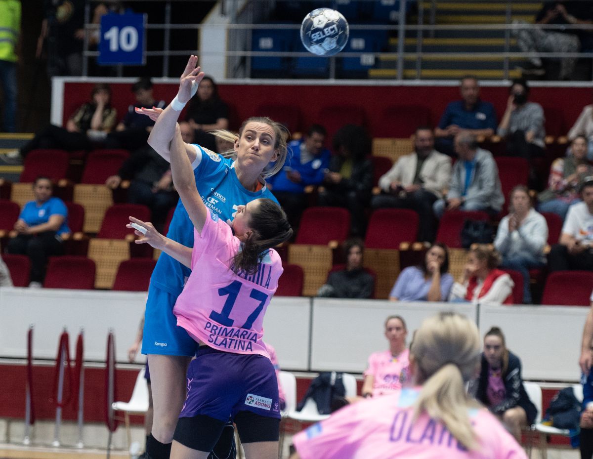 CSM București - CSM Slatina, sărbătoarea de titlu a „tigroaicelor”