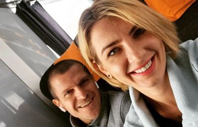 E greu să fii soție de fotbalist? Adina a răbufnit după 20 de ani de relație cu Alex Bourceanu: „Nu a fost dragoste la prima vedere”