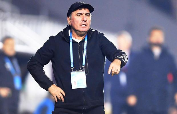 Hagi se ia de Gigi Becali: „Înainte nu-i voia, acum îi laudă!?” + reproșuri în serie: „Nu se ține cont de părerea mea, e prea mult!”