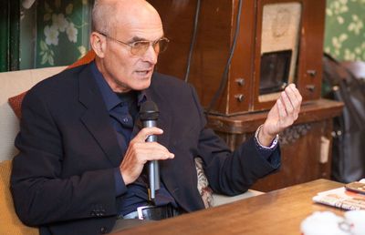 Cristian Tudor Popescu dezvăluie regula radicală pe care ar impune-o imediat în tenis: „E singura șansă pentru spectacol, să scăpăm de «bum-bum», «buf-buf»”