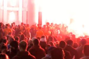 „Cine sare? Hunedoara!” » Mii de oameni au venit în centrul orașului pentru a sărbători succesul Corvinului în Cupa României
