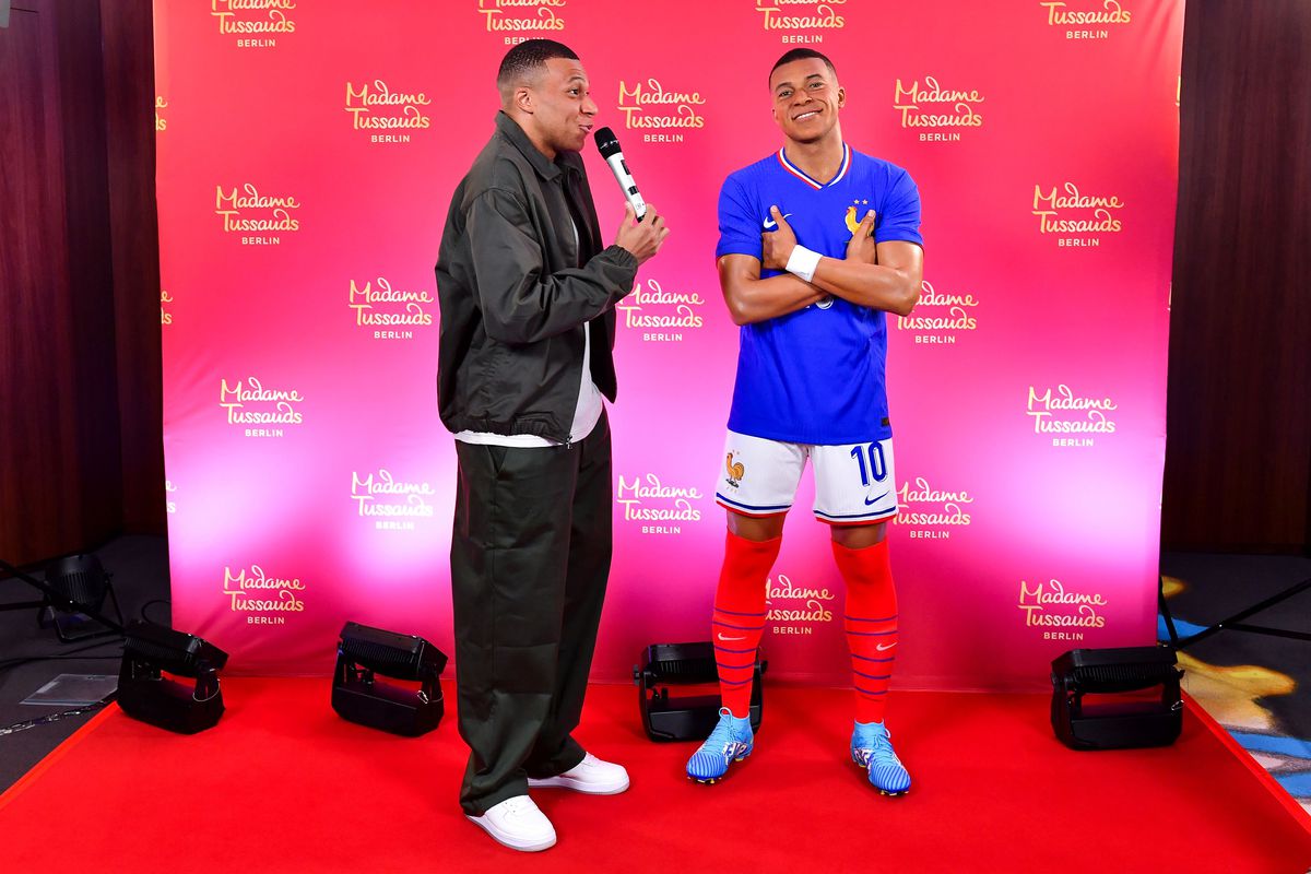 Kylian Mbappe și-a întâlnit „sosia”. Imagini fabuloase!