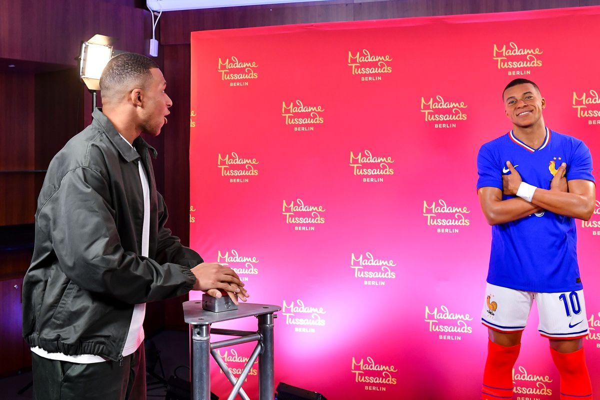 Kylian Mbappe și-a întâlnit „sosia”. Imagini fabuloase!