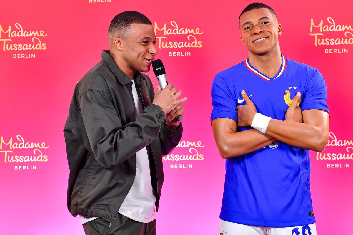 Kylian Mbappe și-a întâlnit „sosia”. Imagini fabuloase!