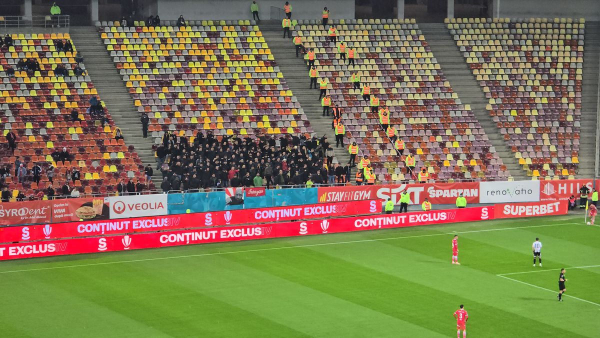 Fanii lui Dinamo, mesaj special pentru Zeljko Kopic » Ce au adus pe Arena Națională