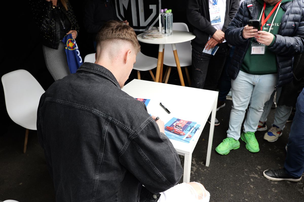 „La ora 18:30 să fie pe stadion” » Ștefan Târnovanu, spoiler din interiorul echipei înaintea sărbătorii de titlu de la FCSB