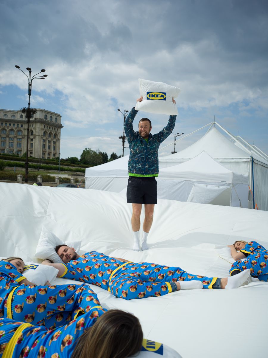 Somnul de calitate urcă pe podium: IKEA a adus o zonă de relaxare inedită la linia de sosire a OMV Petrom Bucharest Half Marathon
