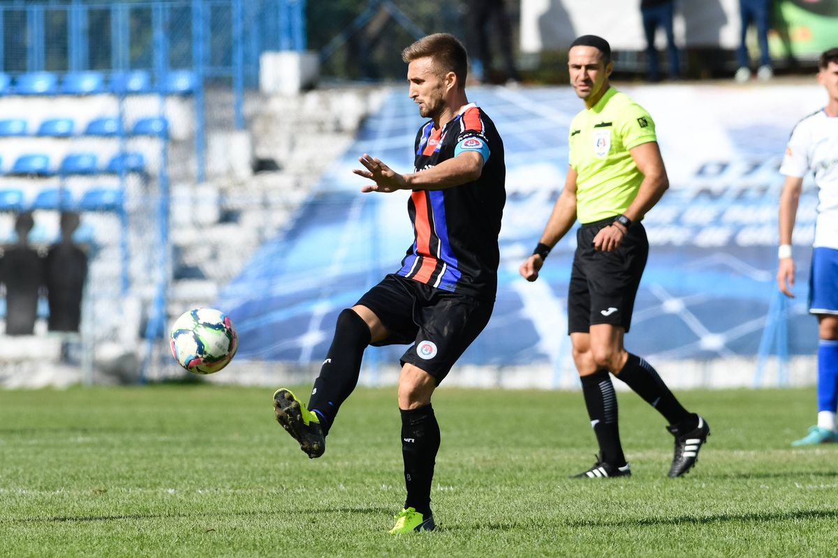 Fostul campion din Liga 1 se retrage astăzi din fotbal! Ceremonie specială înainte de Oțelul - Farul