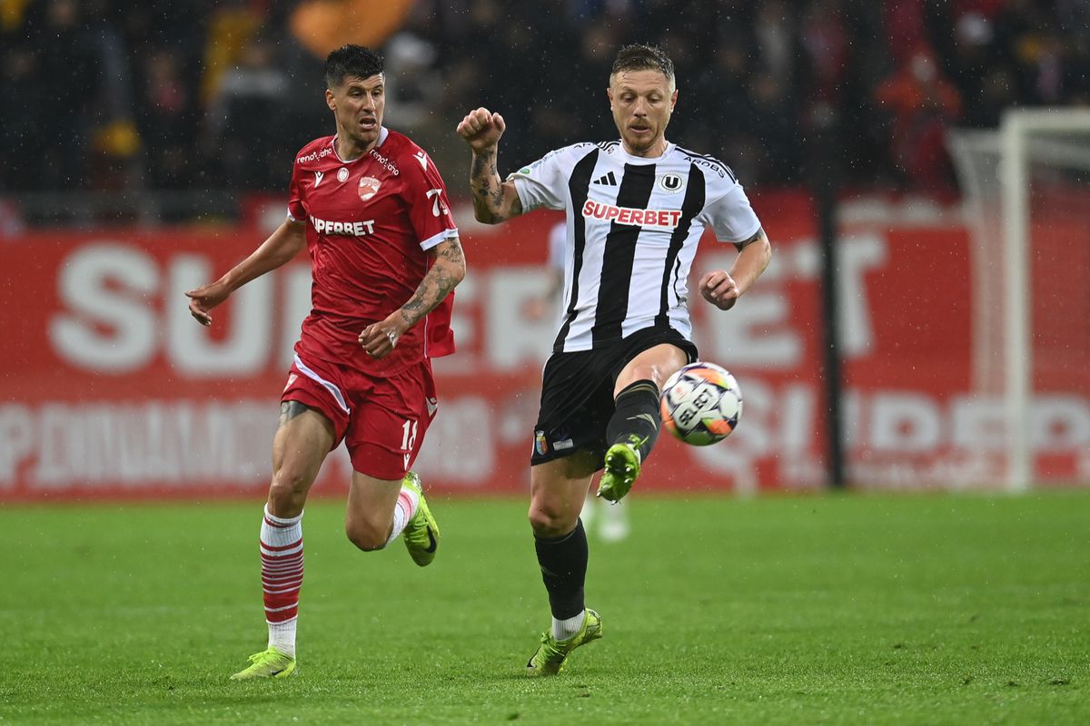 Dinamo intră la negocieri pentru 3 jucători din Superliga! Transferurile dorite de Kopic: unul este și în vederile lui Mircea Lucescu